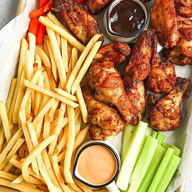 15 Pcs Medium Wings Hot.